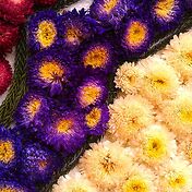 Каркас повозок сделан из пенопласта, который вручн