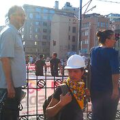В полукилометре отсюда находится площадь Таксим, в