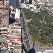 Есть и свой "Центральный парк", который здесь носи
