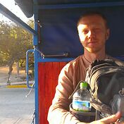 К восьми утра были уже в Почутле. На день было нам