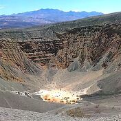 После нас порадовал кратер Убехебе (Ubehebe Crater