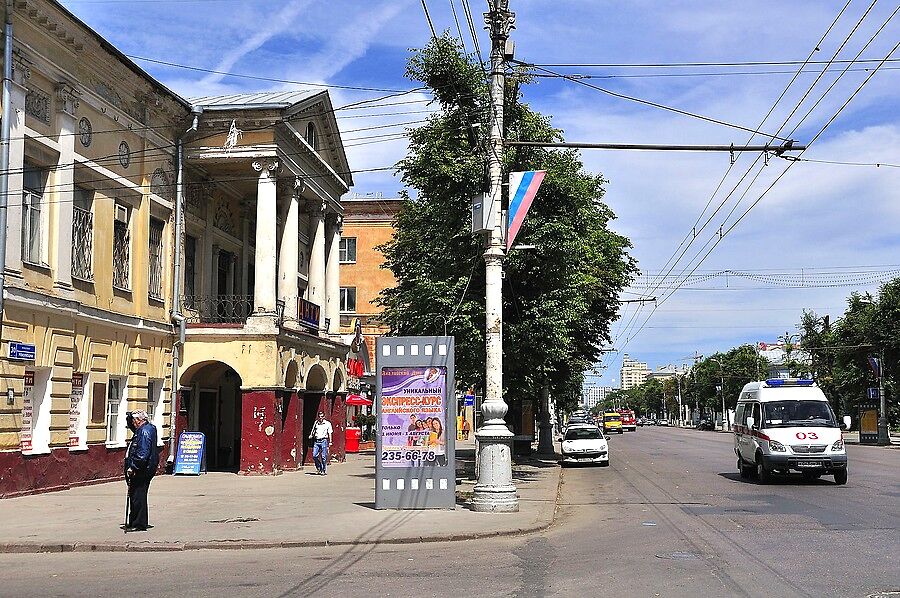 Любим мы этот город, есть в нем что-то, что запад