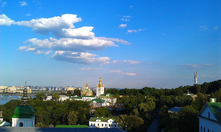 Пейзажи, окружающие Лавру. Собственно, на пейзаже