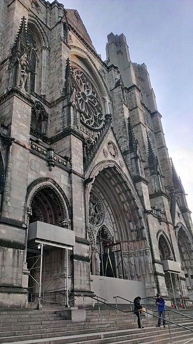 Оказалось, это Church of Saint John the Divine (Це