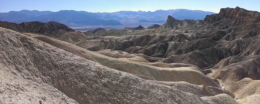 Едем дальше. Следующая остановка - Zabriskie Point