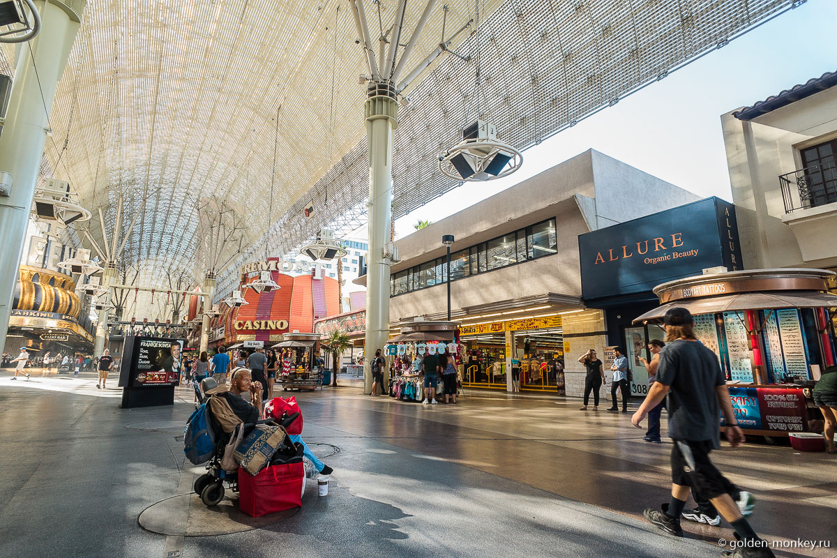 Купол видео-шоу Фримонт-Экспириенс Купол видео-шоу Фримонт-Экспириенс