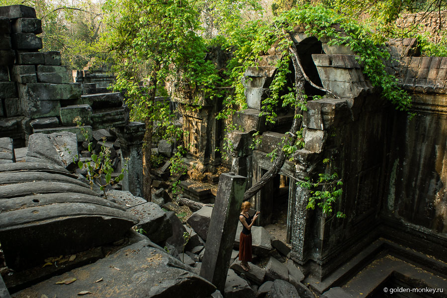 К сожалению, центральное святилище обрушилось и неизвестно, сколько еще времени будет находиться в таком состоянии. Любопытно, когда здесь начнутся восстановительные работы и начнутся ли вообще. К сожалению, центральное святилище обрушилось и неизвестно, сколько еще времени будет находиться в таком состоянии. Любопытно, когда здесь начнутся восстановительные работы и начнутся ли вообще.