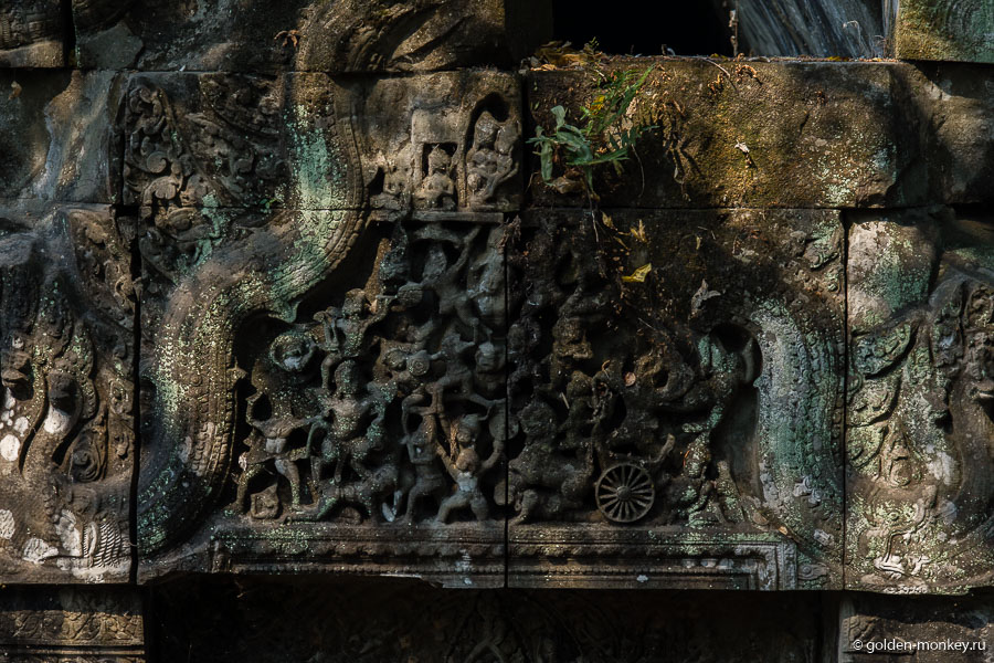 Большинство барельефов, найденных на фронтонах, являются иллюстрациями к древнеиндийскому эпосу «Рамаяна». Хотите блеснуть интеллектом и познаниями – прочтите перед визитом в Бенг Мелиа историю Рамы и его жены Ситы )) Большинство барельефов, найденных на фронтонах, являются иллюстрациями к древнеиндийскому эпосу «Рамаяна». Хотите блеснуть интеллектом и познаниями – прочтите перед визитом в Бенг Мелиа историю Рамы и его жены Ситы ))