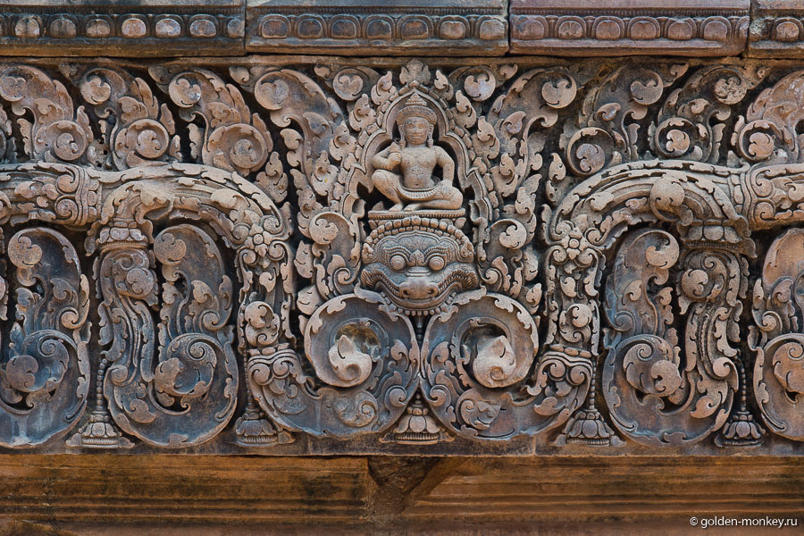 Согласитесь, ювелирная работа, детали которой можно рассматривать часами. Согласитесь, ювелирная работа, детали которой можно рассматривать часами.