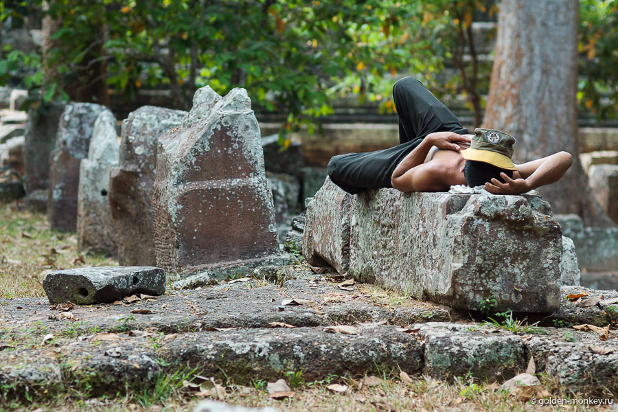 Вот, товарищ тоже согласен, что здесь можно неплохо порелаксировать )) Вот, товарищ тоже согласен, что здесь можно неплохо порелаксировать ))