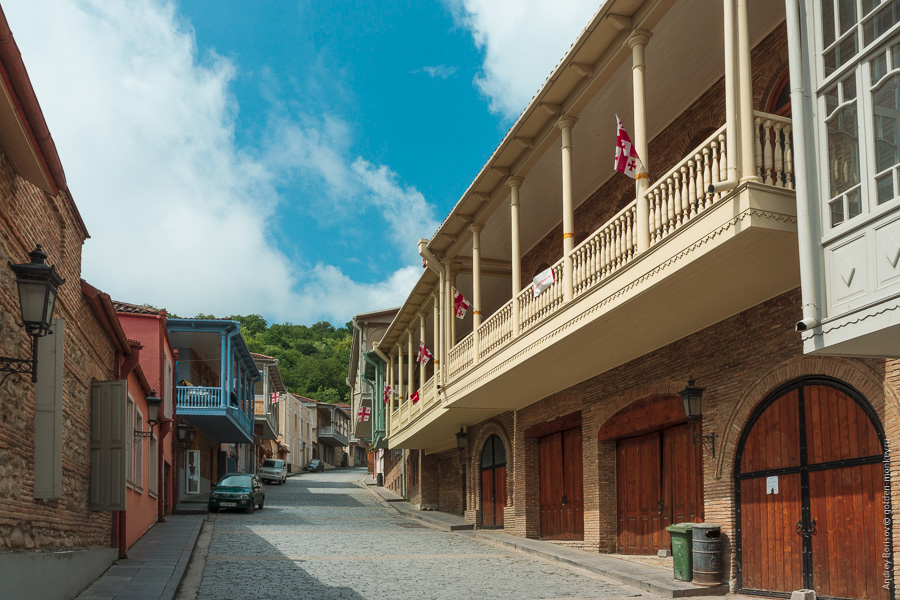 Дом в грузинском стиле Дом в грузинском стиле