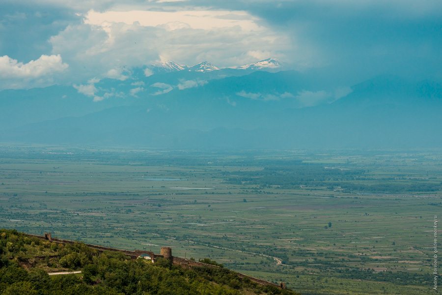 Алазанская долина, Кавказский хребет Алазанская долина, Кавказский хребет