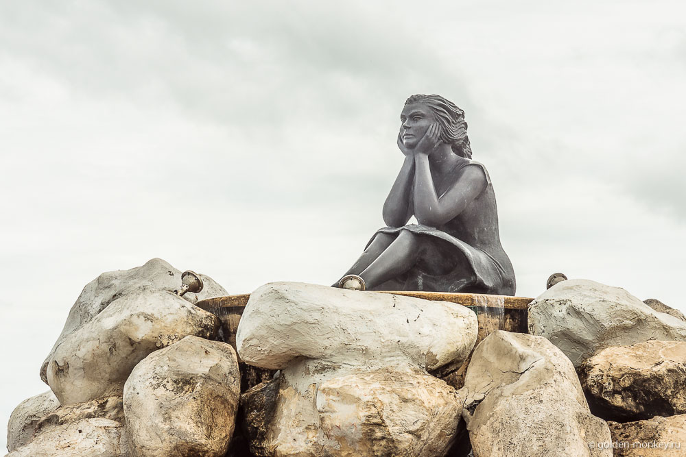Кампече, девушка на набережной Кампече, девушка на набережной