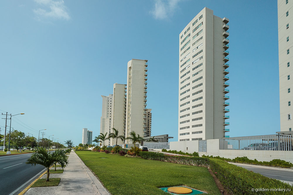 Канкун, улица Бонампак Канкун, улица Бонампак