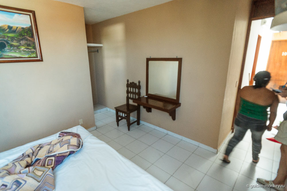 Канкун, бюджетный Hotel & Hostal Las Palmas, комната Канкун, бюджетный Hotel & Hostal Las Palmas, комната