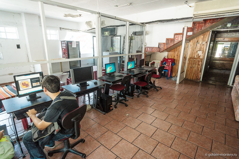 Канкун, бюджетный Hotel K’am Na, общие компьютеры Канкун, бюджетный Hotel K’am Na, общие компьютеры