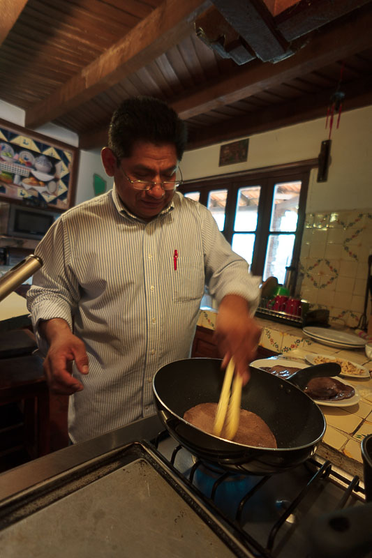 мексиканский дом, хозяин Эдуардо мексиканский дом, хозяин Эдуардо