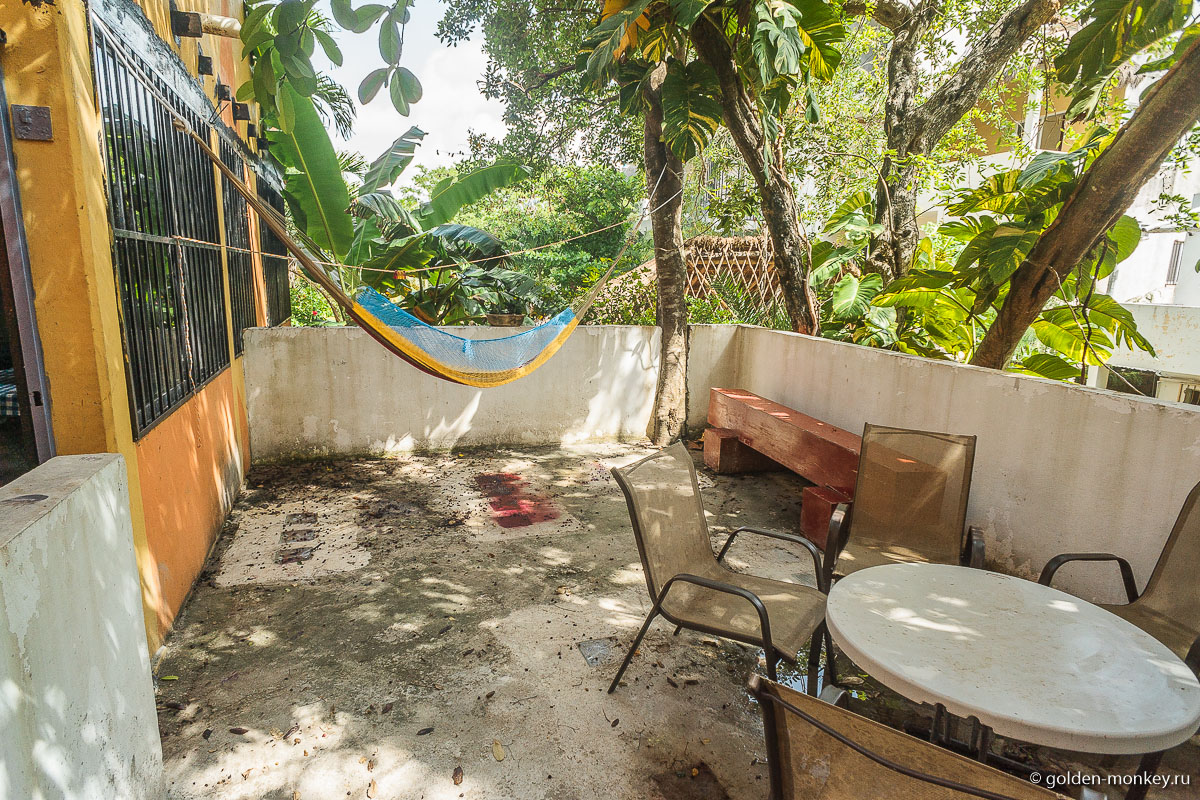 Плайя-дель-Кармен, наше жилье – терраса, гамак Плайя-дель-Кармен, наше жилье – терраса, гамак