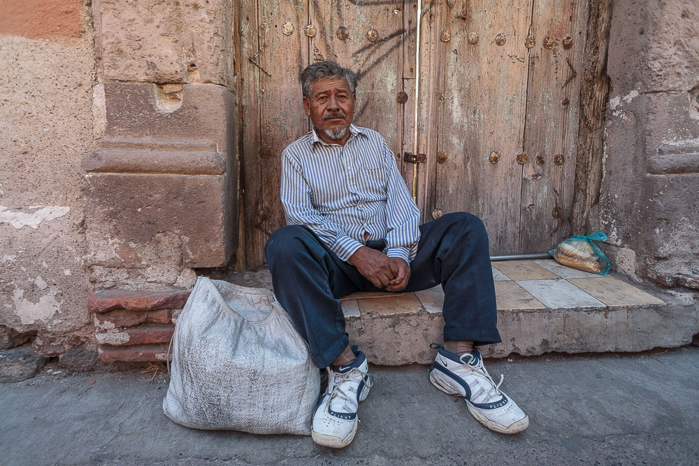 Сантьяго-де-Керетаро, люди Сантьяго-де-Керетаро, люди