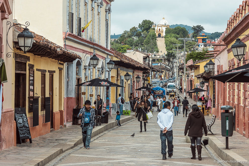 Сан-Кристобаль, туристическая улочка Сан-Кристобаль, туристическая улочка
