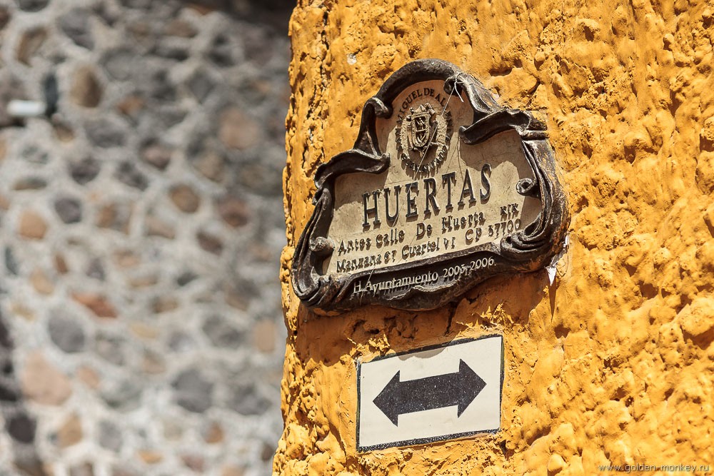 Сан-Мигель-де-Альенде, таблички Сан-Мигель-де-Альенде, таблички