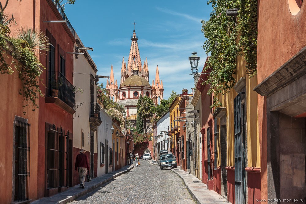 Сан-Мигель-де-Альенде, церковь Сан-Мигель-де-Альенде, церковь