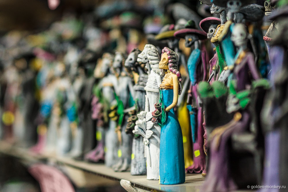Мексика, сувениры-скелеты Мексика, сувениры-скелеты