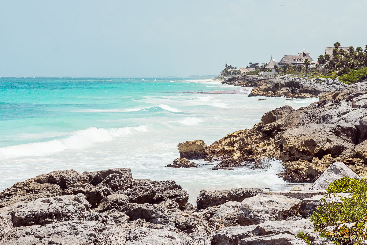 Тулум, огромные камни на берегу Тулум, огромные камни на берегу