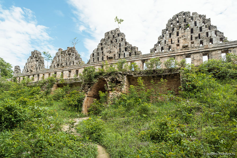 Ушмаль, руины голубятни Ушмаль, руины голубятни