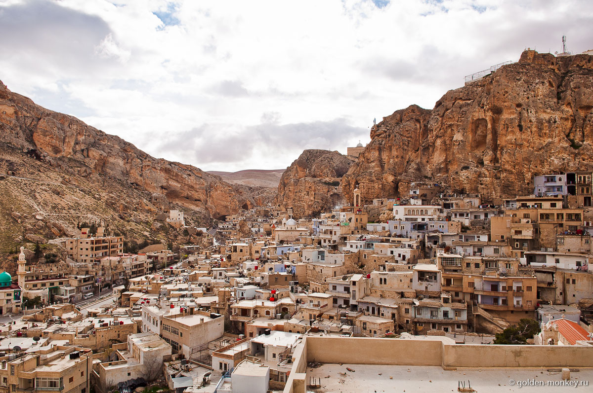 Городок в горах Маалюля Городок в горах Маалюля
