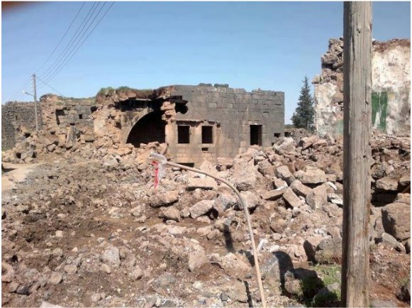 Разрушения в Босре Разрушения в Босре