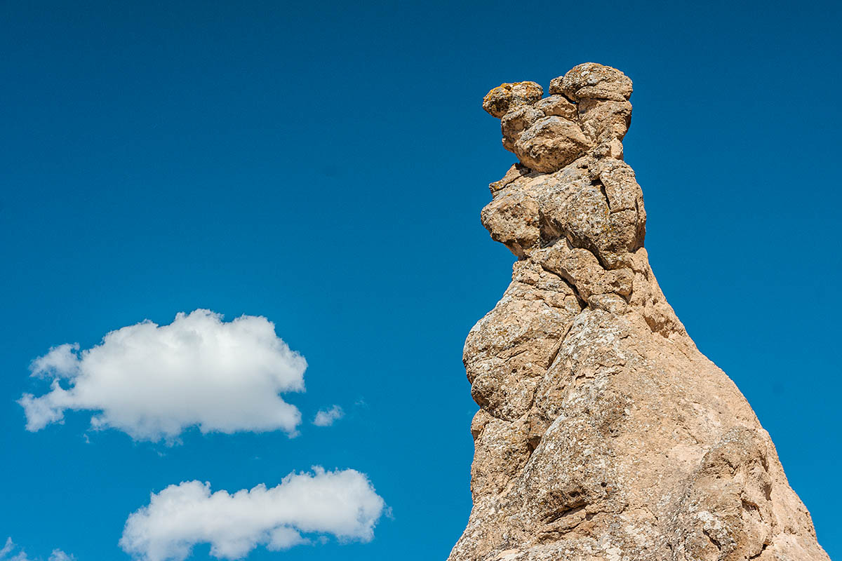 долиной Воображения, парочка