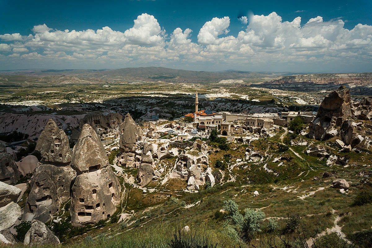 Учхисар (Uçhisar), вид с крепости