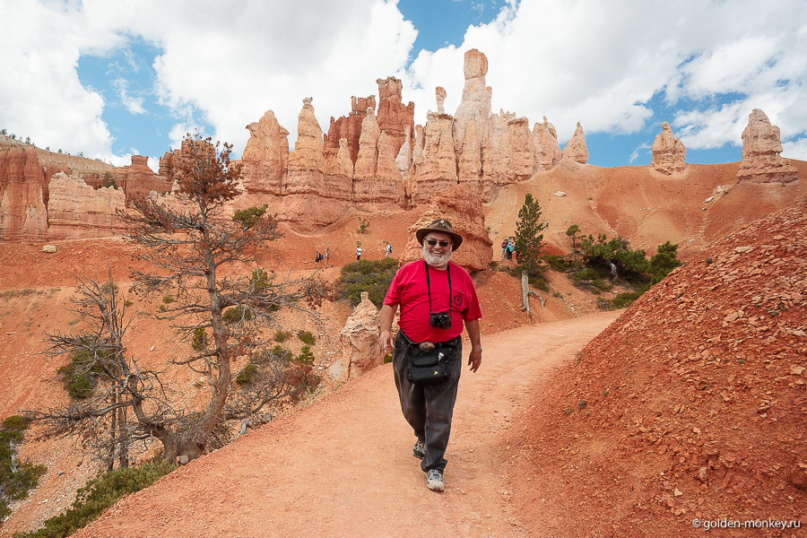 Порой в парках встречаются забавные персонажи, так что не забывайте и на людей поглядывать, хоть среди худу это и трудно – невозможно оторваться )) Порой в парках встречаются забавные персонажи, так что не забывайте и на людей поглядывать, хоть среди худу это и трудно – невозможно оторваться ))