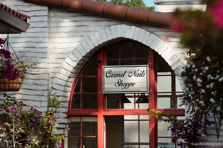 Даже самые обычные магазины и торговые лавки оформлены очень эстетично и с особым стилем. Даже самые обычные магазины и торговые лавки оформлены очень эстетично и с особым стилем.