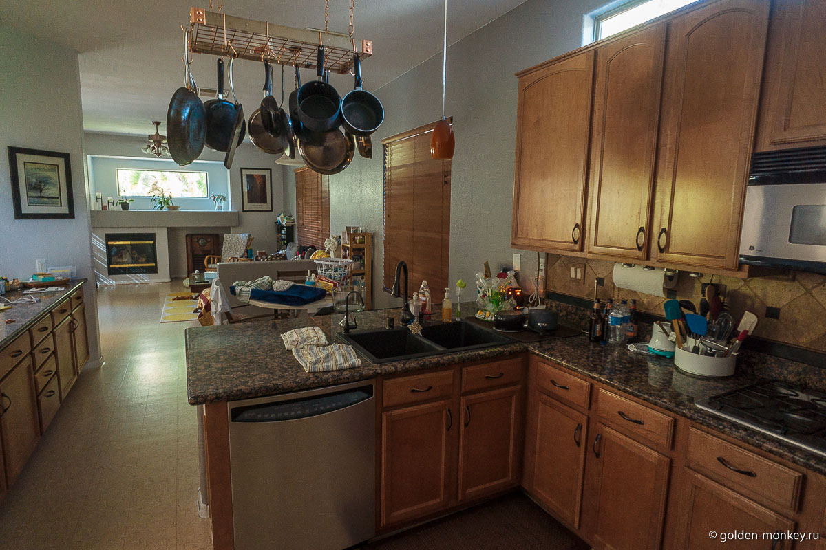 Кухня, на которой нас ждал утренний кофе Кухня, на которой нас ждал утренний кофе