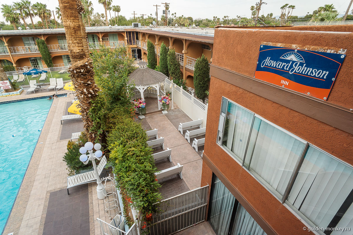 Вид на местечко для свадеб из нашего номера Вид на местечко для свадеб из нашего номера