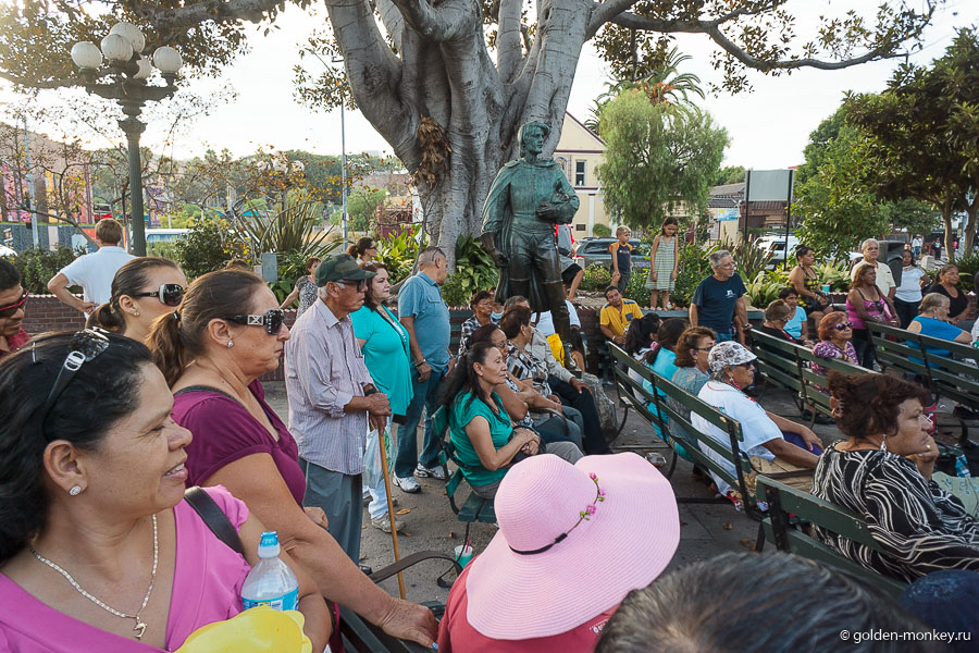 Los Angeles Plaza Park, центр Лос-Анджелеса Los Angeles Plaza Park, центр Лос-Анджелеса