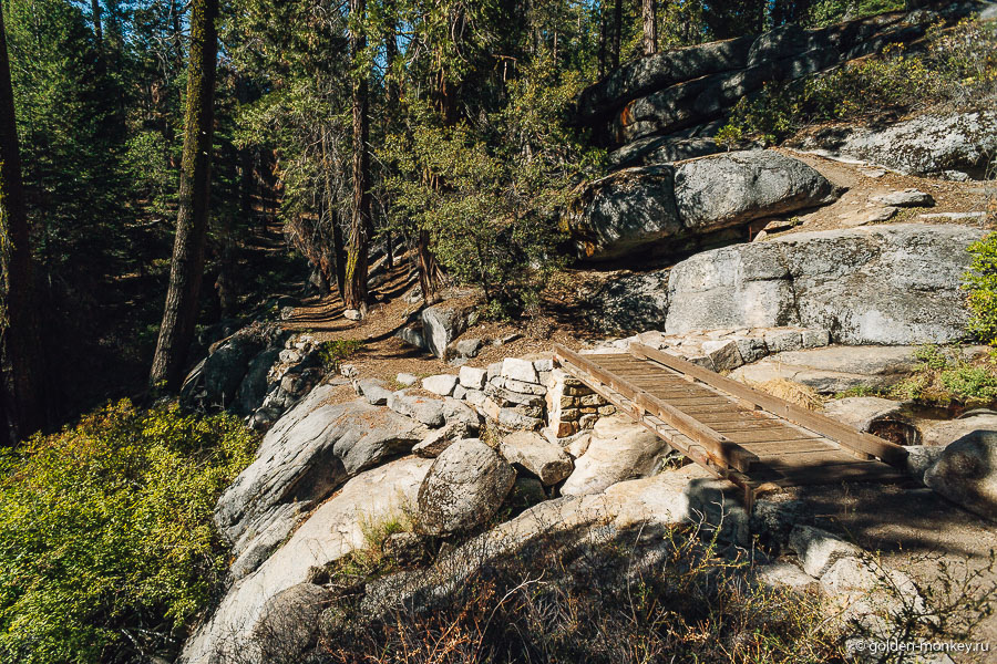 Так или иначе, сказочными пейзажами данная тропа не обделена и местами встречаются поистине волшебные уголки. Так или иначе, сказочными пейзажами данная тропа не обделена и местами встречаются поистине волшебные уголки.