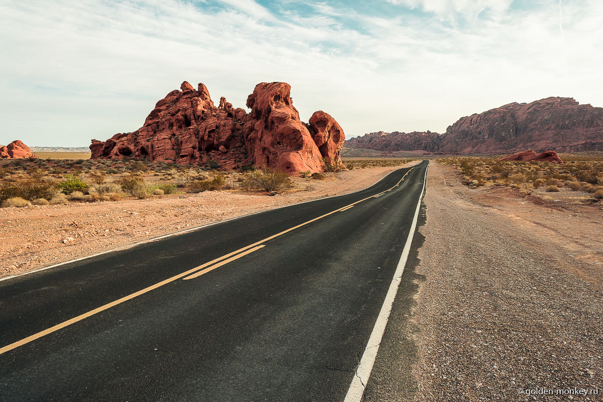 Дорога сквозь Долину (Valley of Fire Hwy) Дорога сквозь Долину (Valley of Fire Hwy)