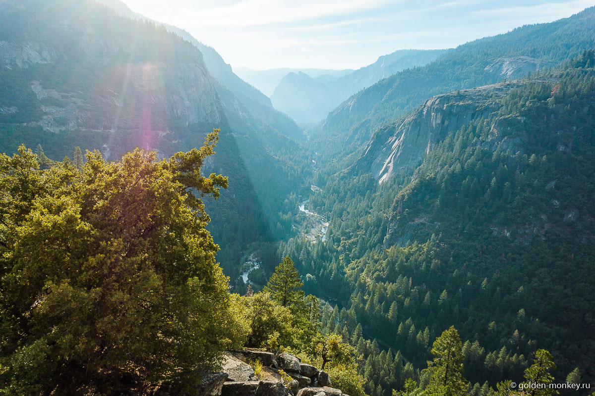 Пейзажи, открывающиеся взору вдоль дороги Большого Дуба Пейзажи, открывающиеся взору вдоль дороги Большого Дуба