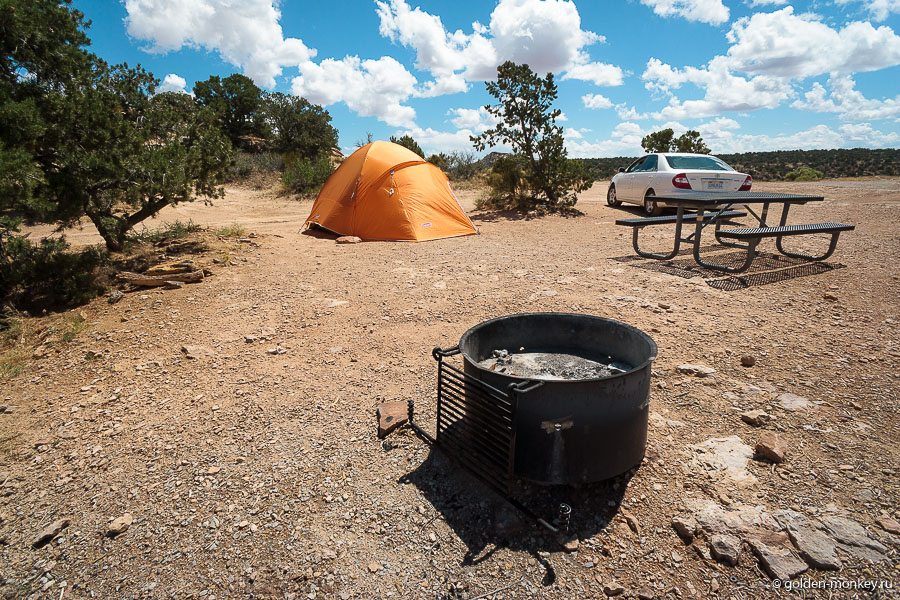 Так выглядит место в палаточном лагере Cowboy Campground.